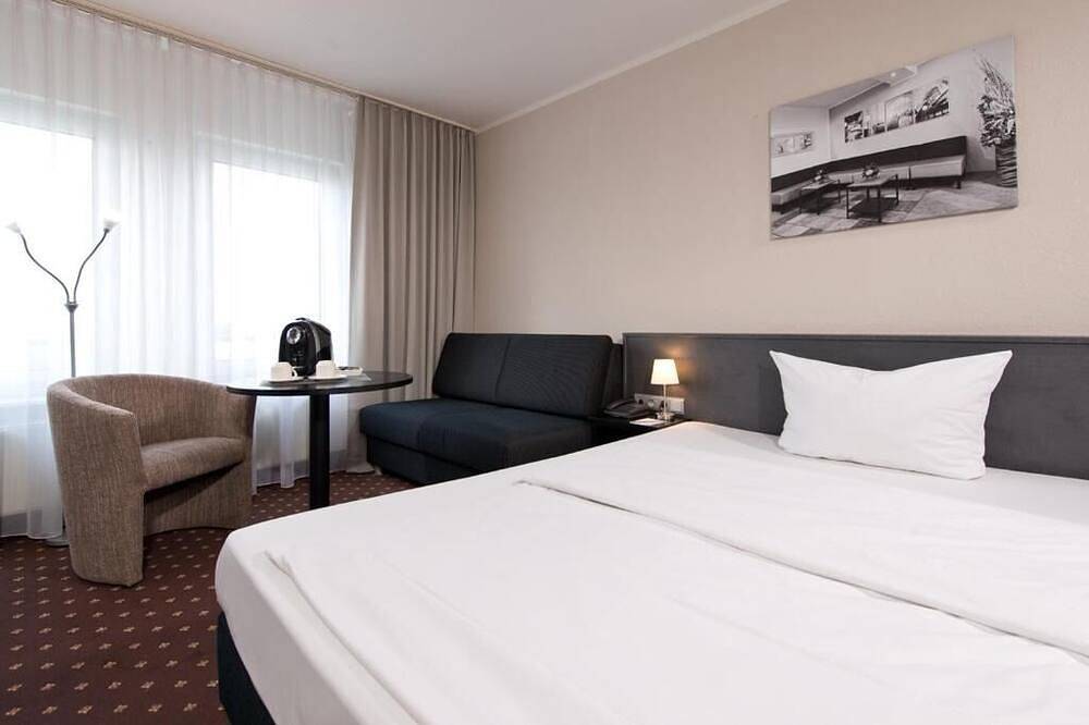 Relaxing Stay Close to Schwetzingen Palace | Free Parking & Pets Allowed in Hockenheimring, Hockenheim