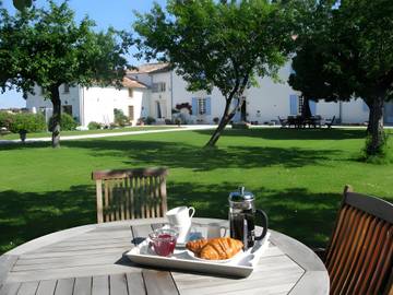 Maison De Vacances pour 6 Personnes dans Vergné, Région de Saint-Jean-d'Angély, Photo 3