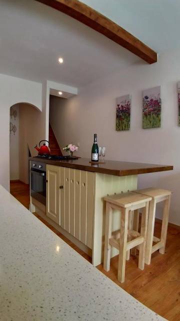 Gîte pour 6 personnes, avec vue et balcon à Belcaire