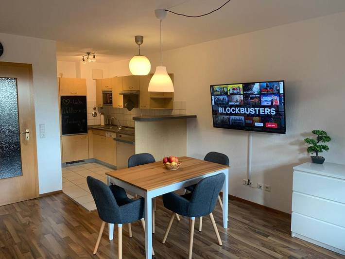 Ferienwohnung für 3 Personen, mit Balkon und Seeblick sowie Ausblick - 1