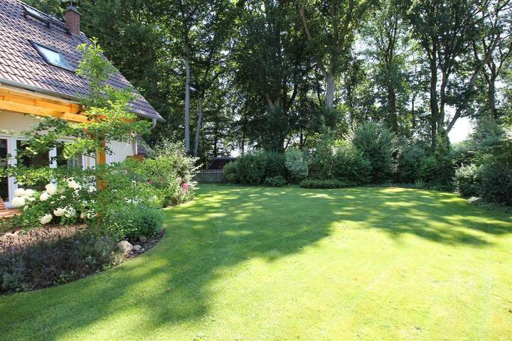 Ferienhaus für 6 Personen, mit Terrasse und Garten sowie Seeblick und Ausblick in Wittstock/Dosse - 2