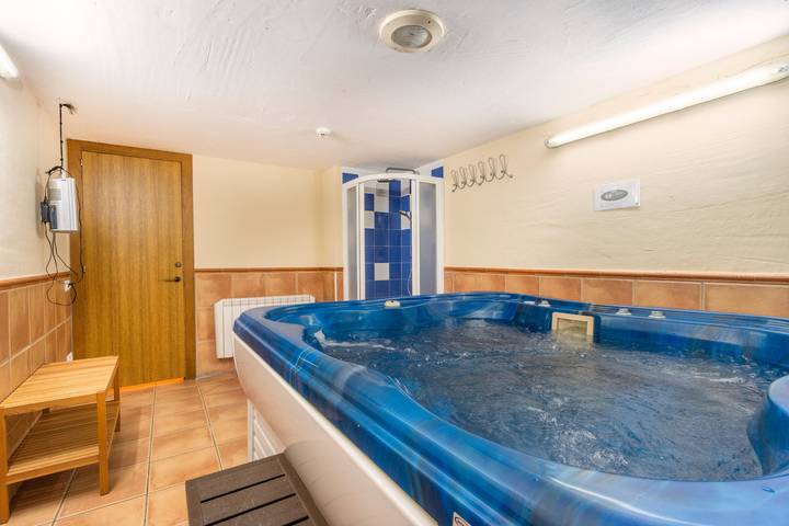 Casa rural para 9 personas, con balcón en Urgel - 2