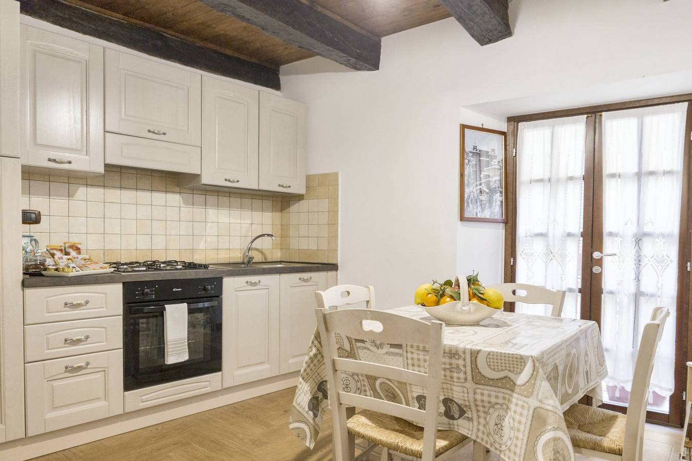 Ganze Wohnung, Moderne Wohnung nahe dem Zentrum von Arce, 62 m², Parkplatz in Arce, Frosinone Provinz