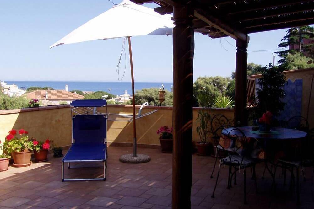 Cala Gonone Unas Vacaciones De Ensueño A Dos Pasos Del Mar En El Paraíso Cerdeña in Cala Gonone, Dorgali