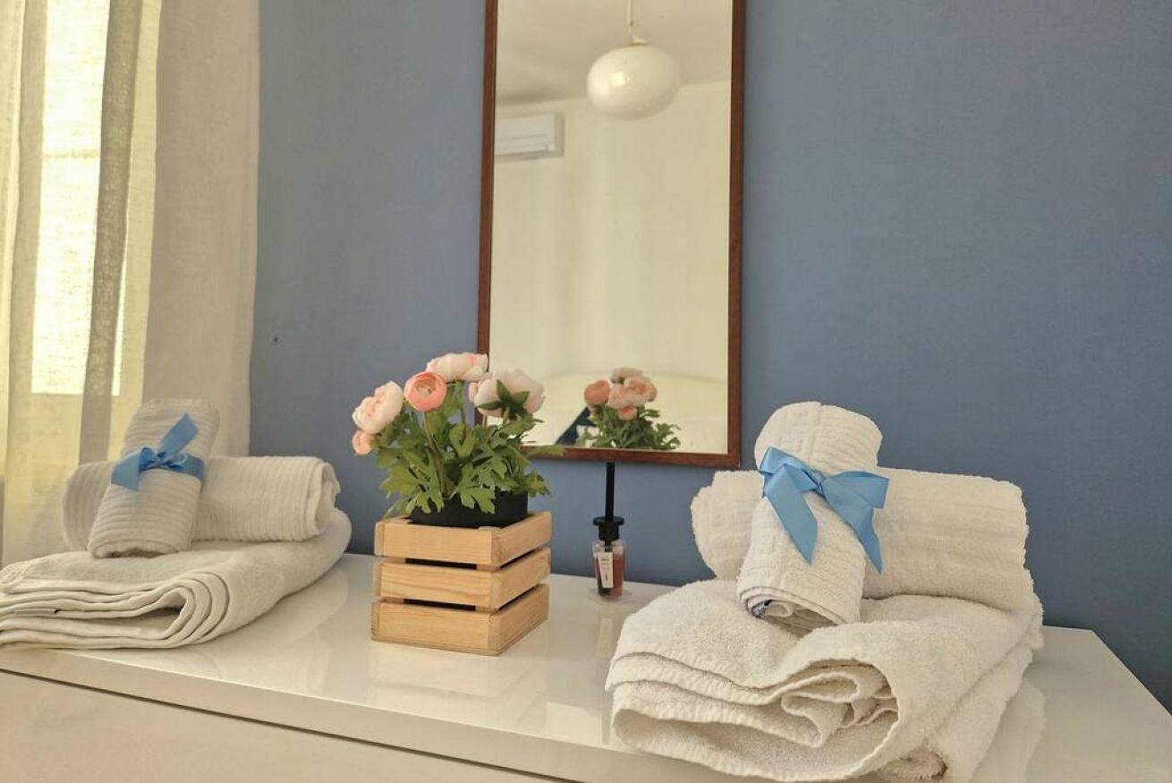 Appartamento intero, [Incantevole Rifugio al Mare]Wi-Fi parking Clima in Porto San Giorgio, Provincia di Fermo