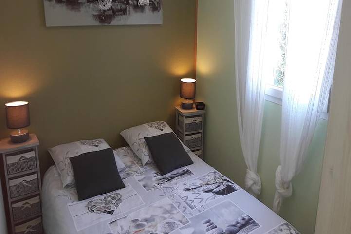 Gîte pour 3 personnes, avec piscine et jardin, animaux acceptés à Saint-Maurice-d'Ibie - 2