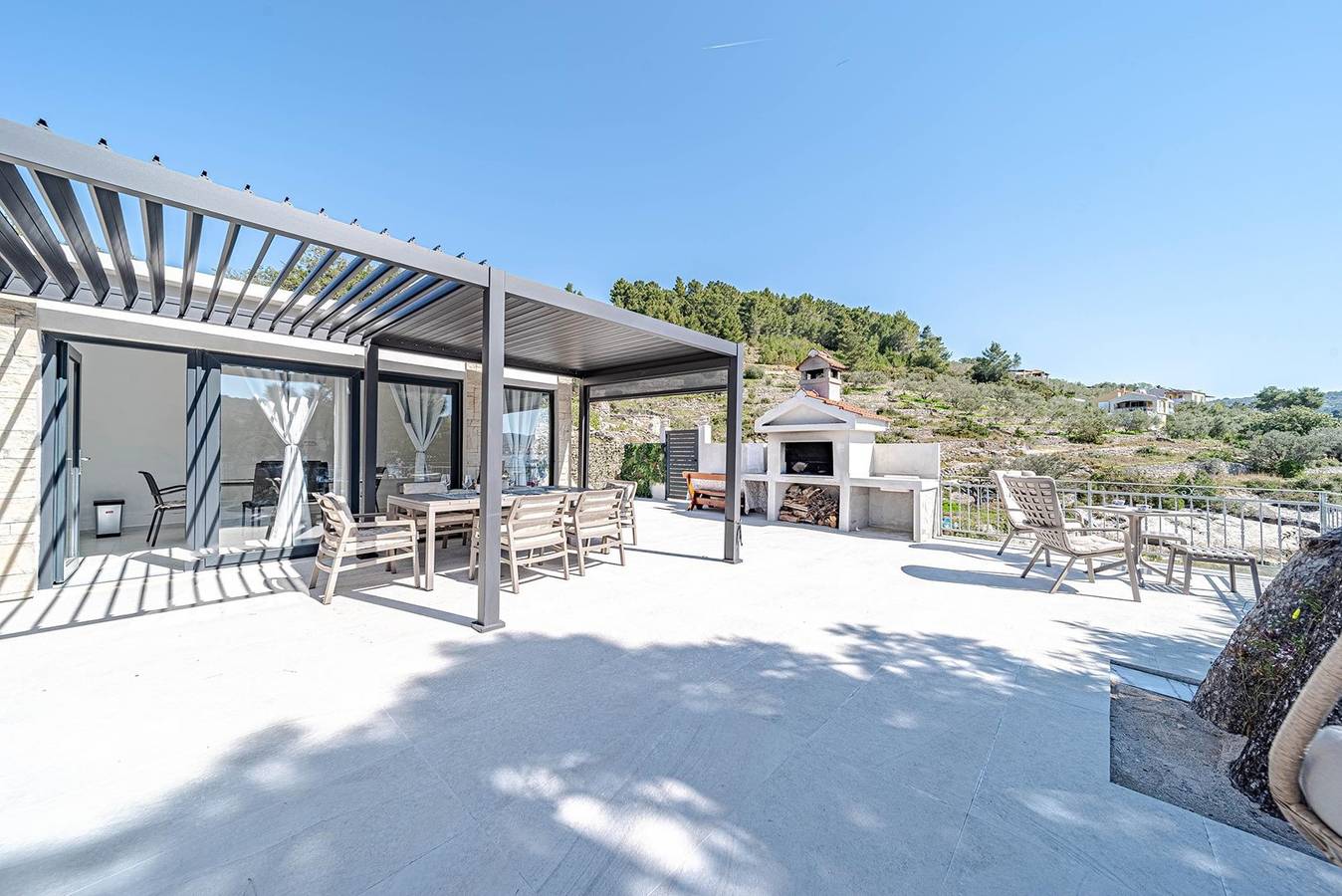 Schönes Ferienhaus am Meer Ema mit Terrasse in Vela Luka, Korcula