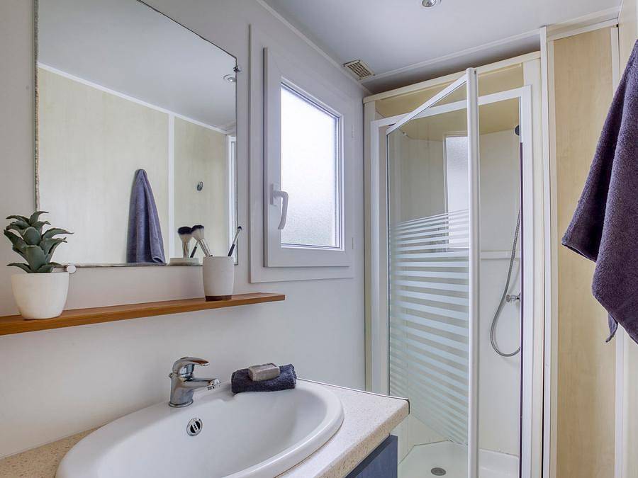 Camping Romanée - Kervilor - Mobilheim 6 personen - Komfort - 3 Zimmer in La Trinité-sur-Mer, Côte des Mégalithes