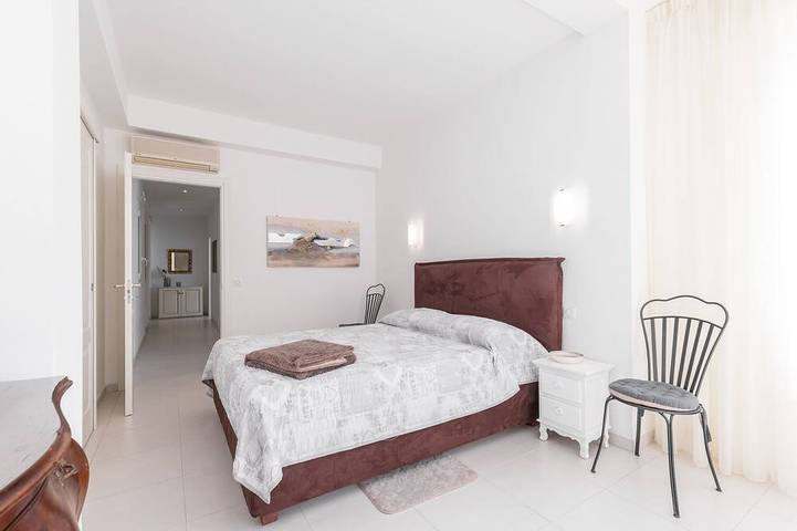 Villa pour 8 personnes, avec balcon et jardin à Villefranche-sur-Mer - 4