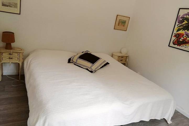 Gîte pour 3 personnes, avec terrasse et jardin à Vieux-Mareuil - 2