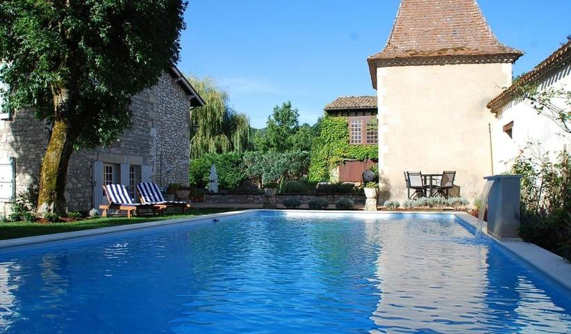 Location de vacances pour 4 personnes, avec vue ainsi que jardin et piscine à Le Fleix - 2