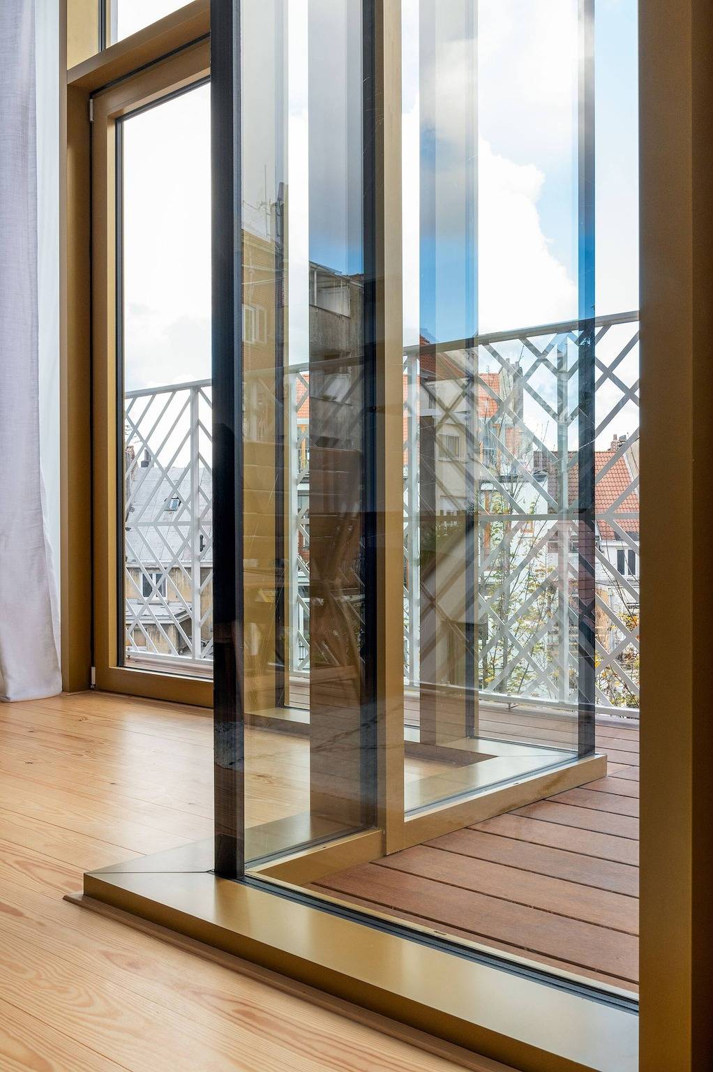 Appartement entier, Françaisappartement de 80 m² avec check-in automatique in Saint-Gilles (Belgique), Région de Bruxelles