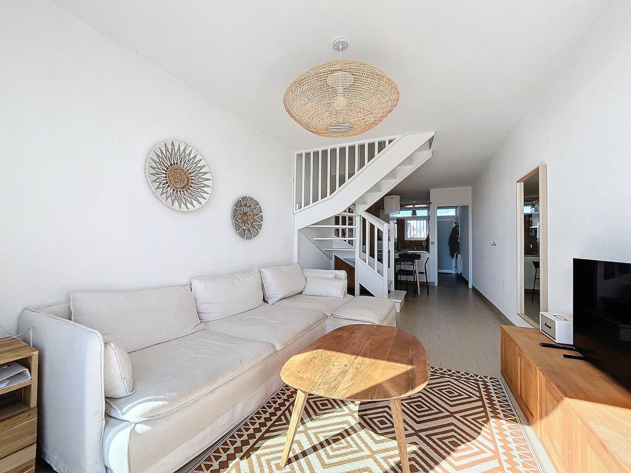 Apartamento entero, Apartamento T3 dúplex con terraza, frente a la playa, wifi, aparcamiento privado in Carnon-Plage, Mauguio