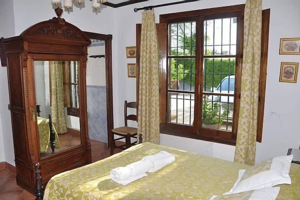 Gîte La Algazara pour 10 personnes in Villamartín, Pueblos Blancos
