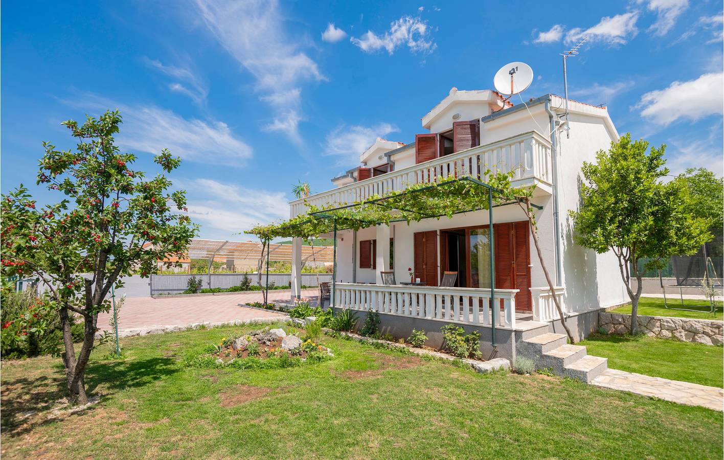 Ferienhaus für 10 Personen mit Terrasse in Dalmatinisches Zagora