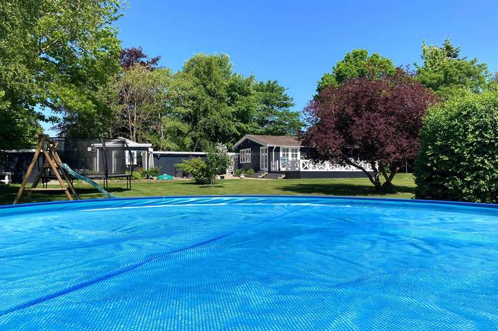 Ferienhaus für 4 Personen, mit Terrasse und Garten