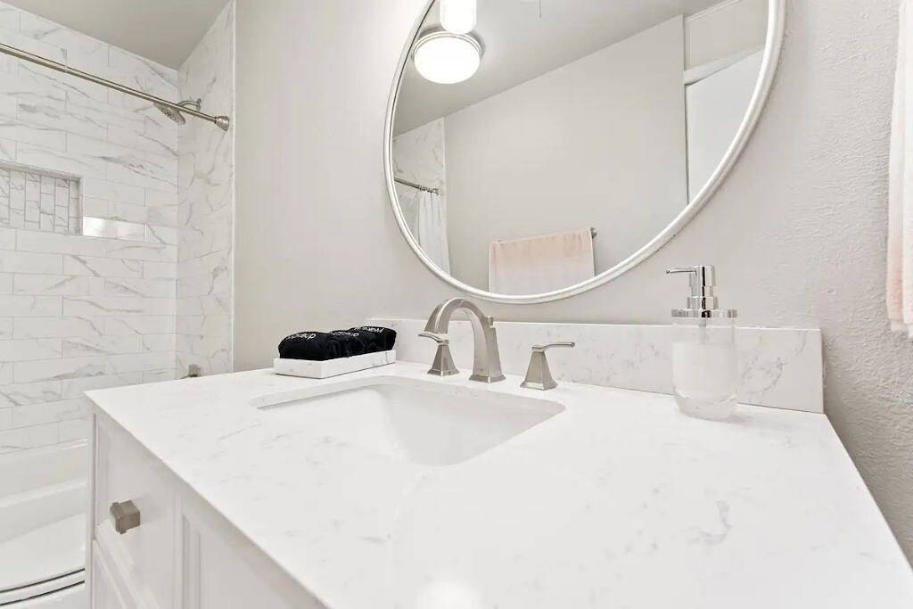 Self Check-in / Full kitchen / Central location in Lubbock, Lubbock County