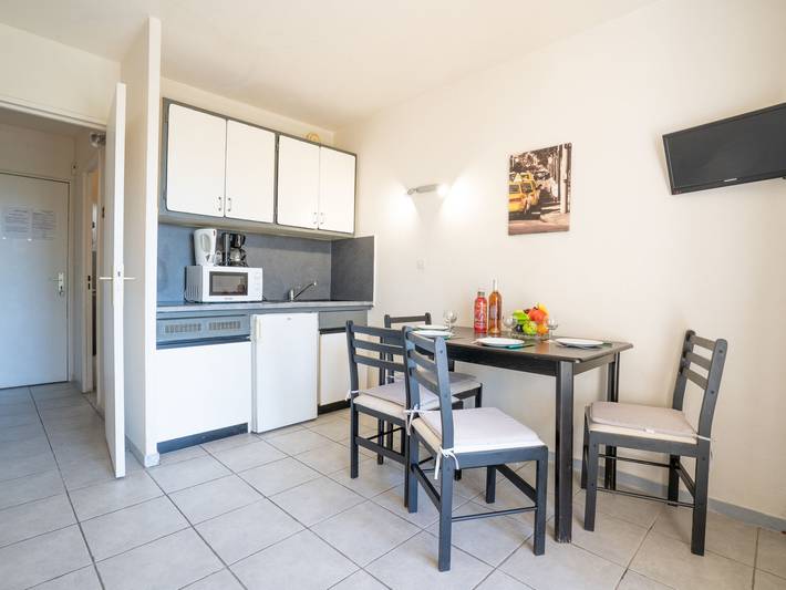 Gîte pour 4 personnes, avec terrasse à Saint-Cyr-sur-Mer - 2