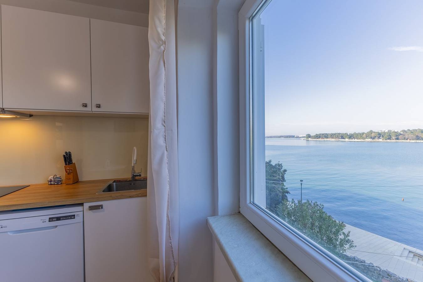 Ganze Wohnung, Altstadtwohnung mit Meerblick in Poreč in Poreč, Grad Poreč