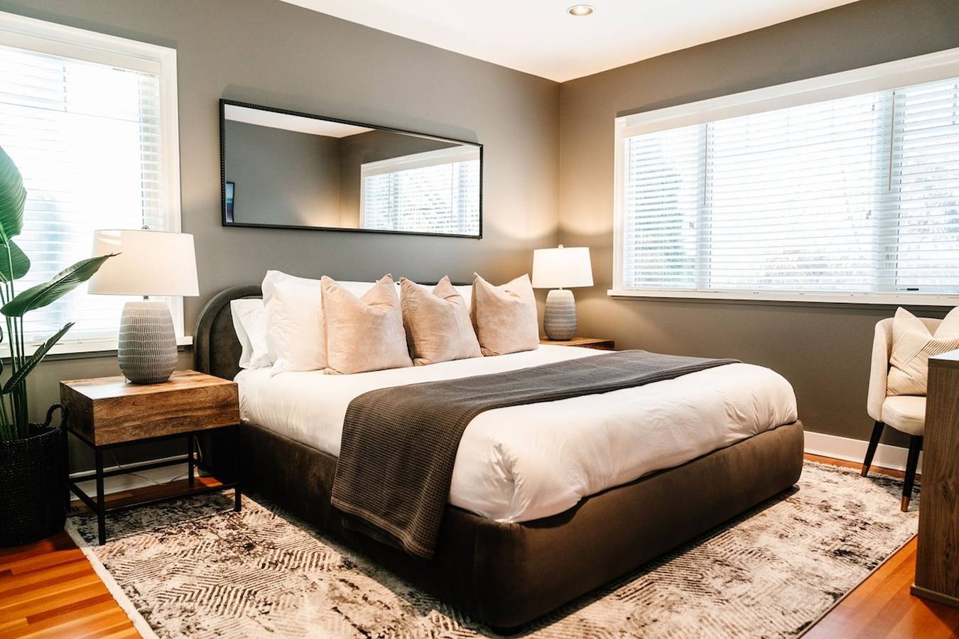 Dt/Hot Tub/Sauna/Huge Yard!  in Kelowna, Distretto regionale di Central Okanagan