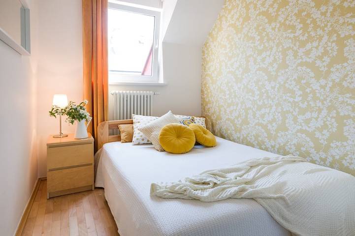 Entire apartment, 2bdr Kazimierz Apartment, great terrace, aircon in Kazimierz, Cracow