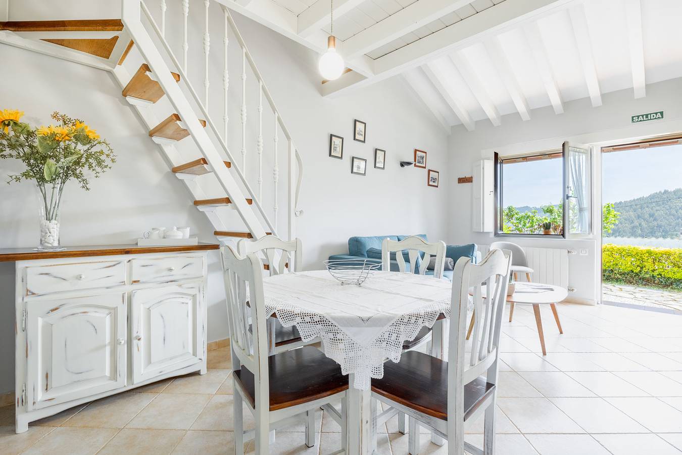Appartement entier, Appartement 'Las Candelas - Las Sopeñas' avec vue sur mer, terrasse privée et Wi-Fi in Alfoz de Lloredo, Côte Cantabrienne