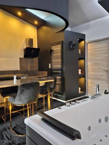 Gîte pour 2 personnes, avec jacuzzi à La Motte-Servolex
