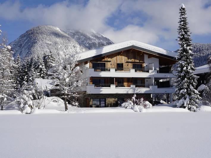Ferienwohnung für 4 Personen, mit Sauna und Garten sowie Terrasse in Leutasch