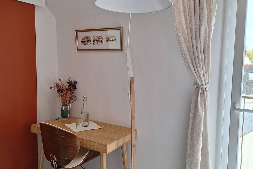 Bed and breakfast, Beaujoire district, Parc des Expositions, Parc Floral in Nantes, Nantes region
