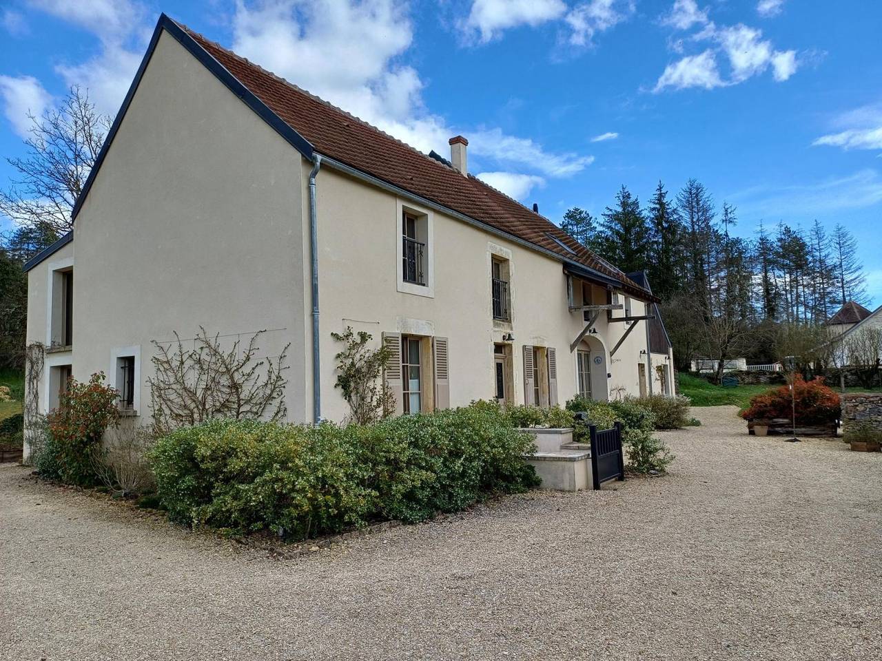 Chambres d'hôtes le Repos Coquelicot - Chambre Célestine in Montillot, Avallon region