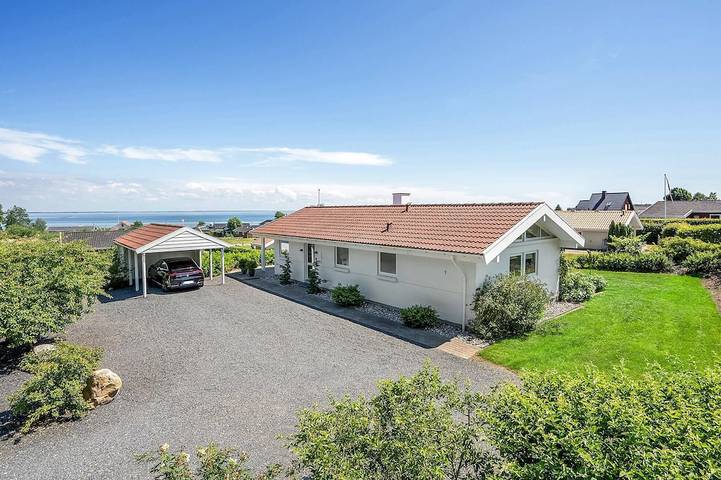 Ferienhaus für 8 Personen, mit Sauna in Grønninghoved Strand