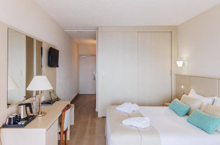 Hôtel pour 2 personnes, avec vue et sauna ainsi que piscine et jardin à Ville-di-Pietrabugno - 2