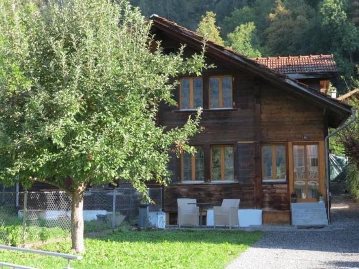 Ferienwohnung für 6 Personen, mit Terrasse und Garten in Meiringen