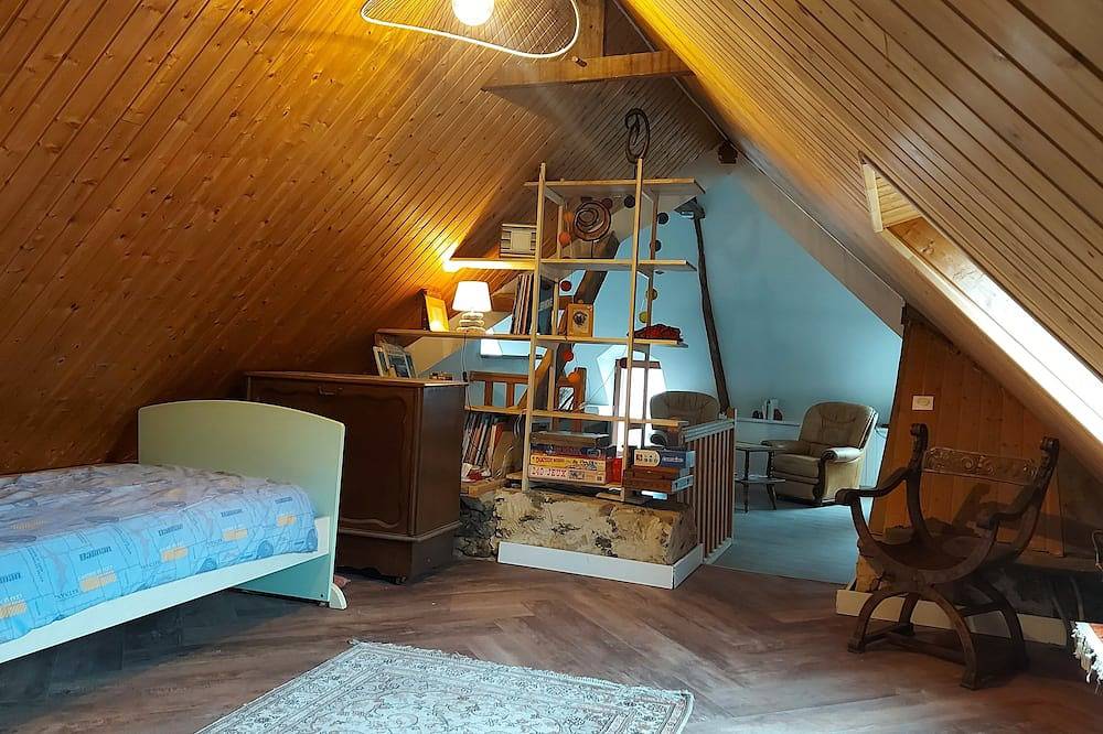 Entire apartment, Appartement au Calme in Pordic, Côte de Goëlo