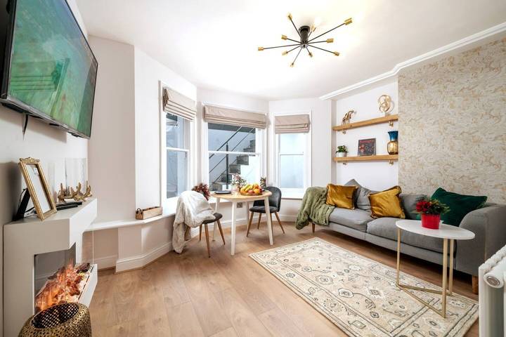 Apartment for 3 people, with garden and balcony in Hammersmith and Fulham
