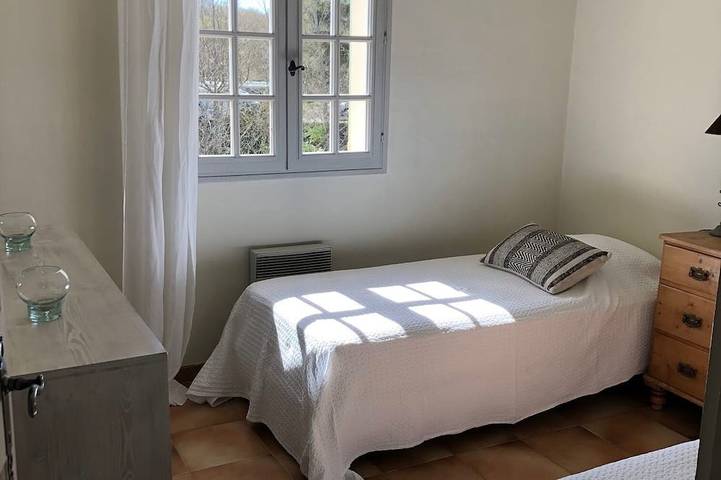Ferienhaus für 5 Personen, mit Terrasse und Garten in Apt - 4
