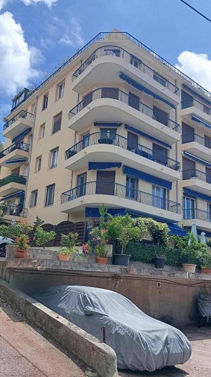 Maison d’hôte pour 2 personnes, avec Terrasse ainsi que Jardin et Vue à Nice - 4