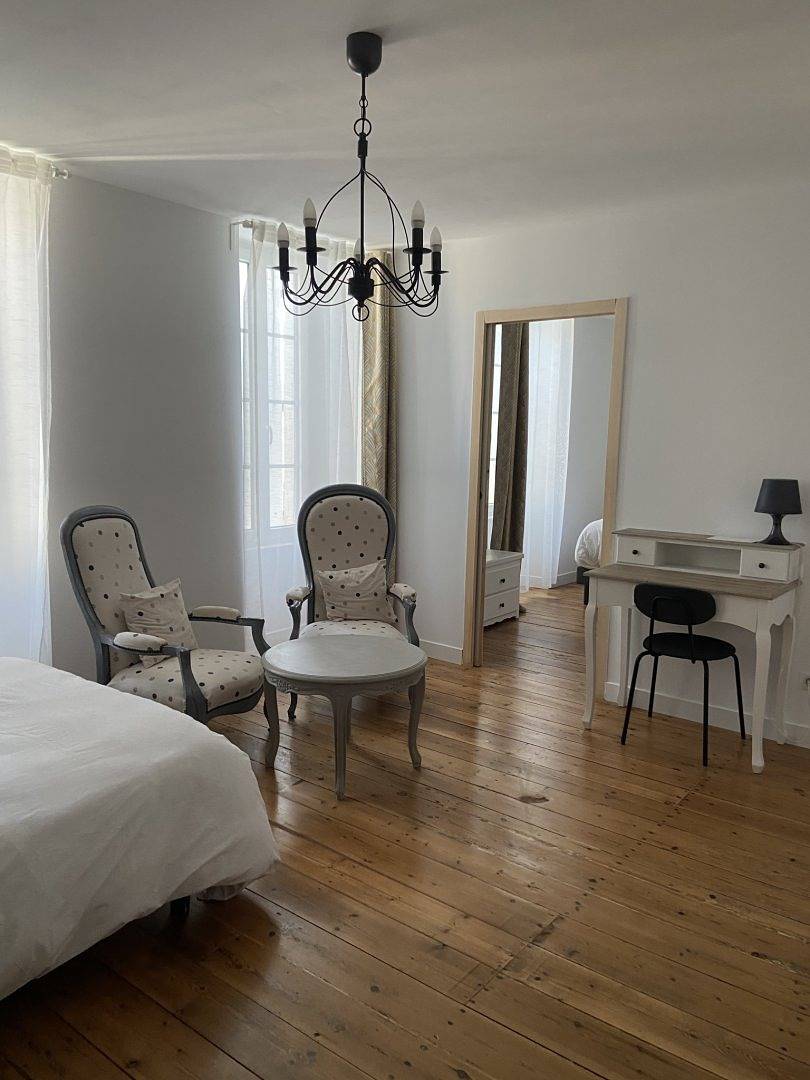 Chambre d'hôtes Sylo-V - Chambre Edgar in Gensac-la-Pallue, Charente