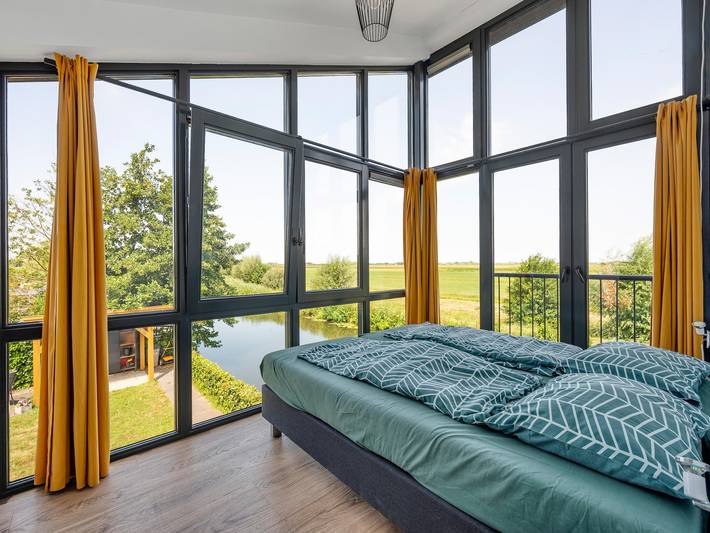 Villa am Wasser mit malerischer Aussicht in Oudewater, Groene Hart