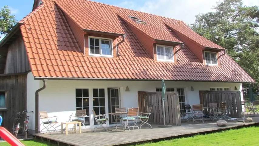 Ferienhaus für 6 Personen, mit Terrasse und Garten auf Hiddensee - 4
