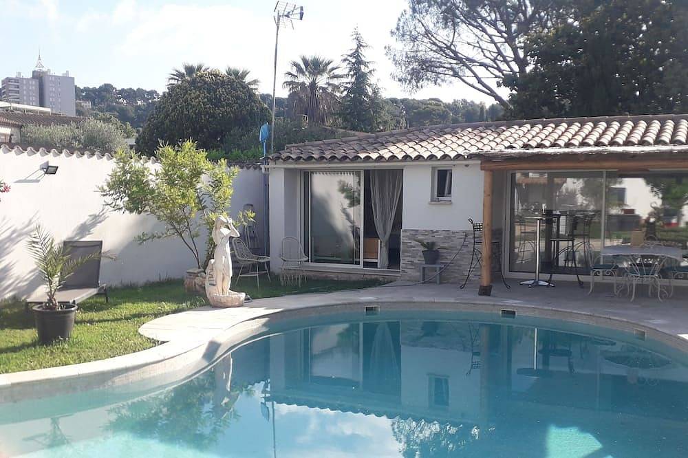 Entire apartment, Ideal accommodation for festivals, conferences or vacations on the Côte d'Azur in Le Cannet, Cannes region