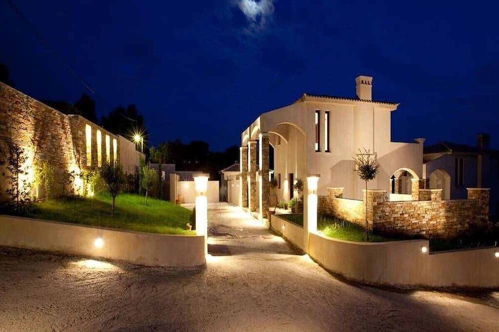 Villa for 6 People in Skiathos, Decentralized Administration of Thessaly - Central Greece