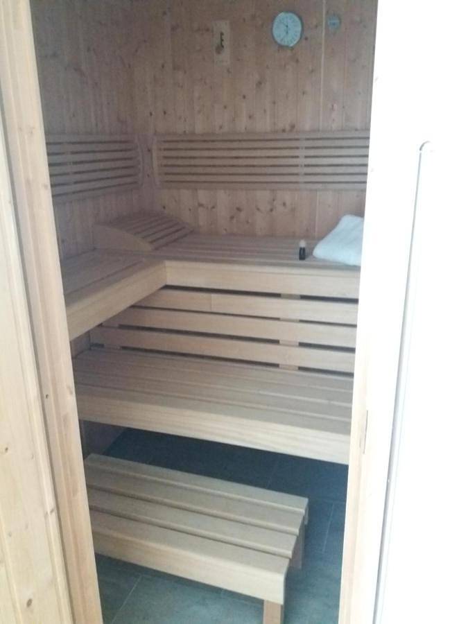 Ferienwohnung für 6 Personen, mit Ausblick und Garten sowie Sauna - 1