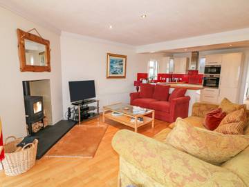 Log Cabin for 8 People in Castlerock, County Londonderry, Photo 3