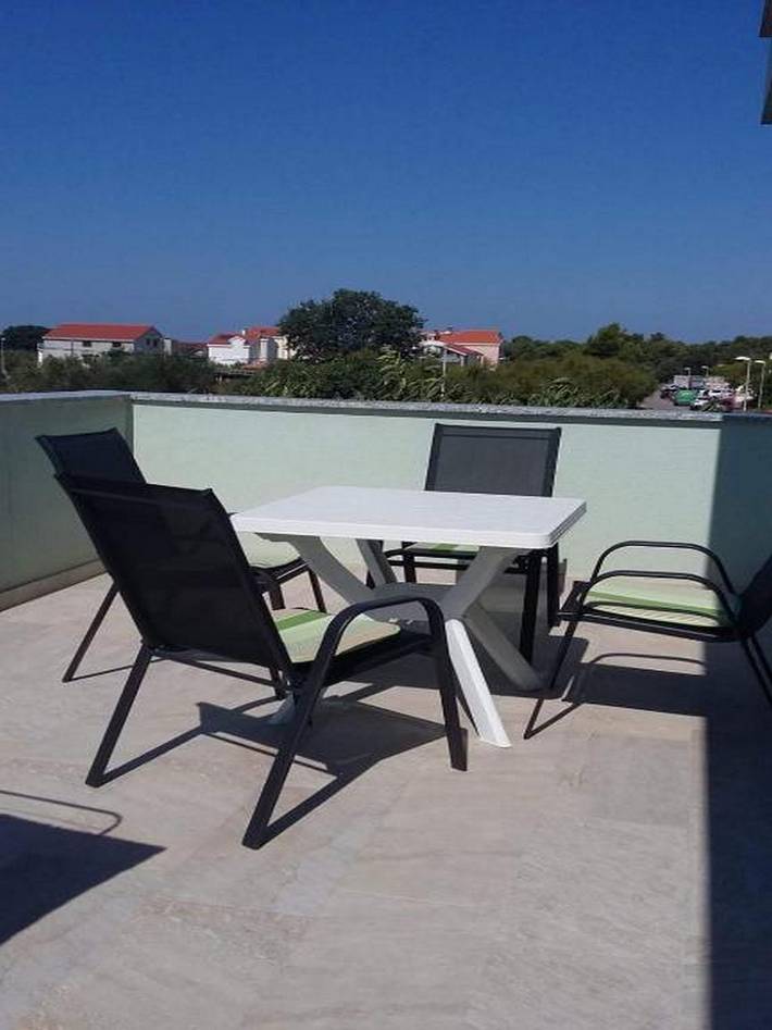 Ferienwohnung für 4 Personen in Nin