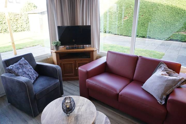 Ferienhaus für 4 Personen, mit Terrasse und Balkon/Terrasse in Zeeland