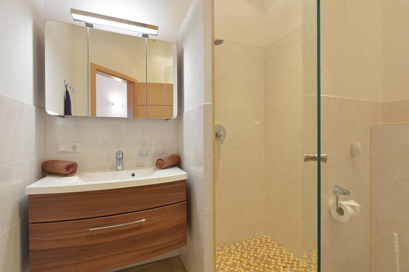 Ganze Ferienwohnung, Appartement "Leo" in Ellmau, Kitzbüheler Alpen