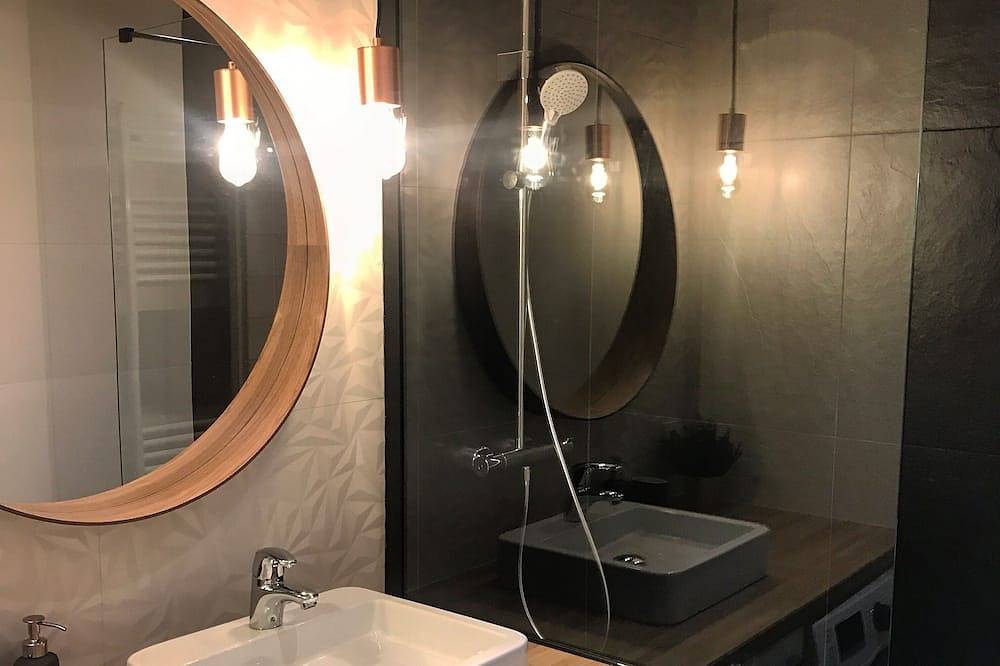 Ganze Wohnung, Schöne 40m2 Wohnung für 5 Personen in Tignes. Wifi Pisten. in Tignes, Nationalpark Vanoise