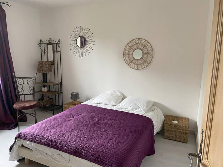 Location de vacances pour 2 personnes, avec Jardin et Piscine à Marcy