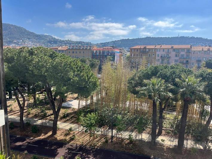 Gîte pour 4 personnes, avec terrasse dans Bowling Acropolis Nice - 4